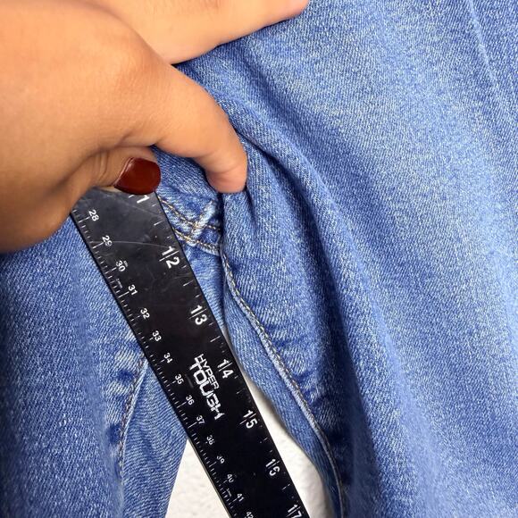 Levi's Womens Size 32 Ribcage Straight Ankle Medium Wash Denim Blue Casual - Picture 6 of 15